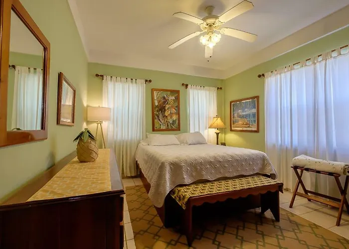 Sunset Beach Aparthotel 3*